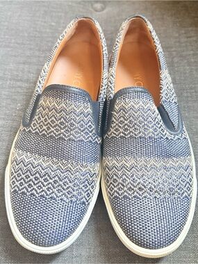Jimmy Choo Slip-On Men’s Casual Sneakers in Navy and Cream